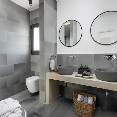 Vila Seawater - Luxury Pool Retreat - 150m