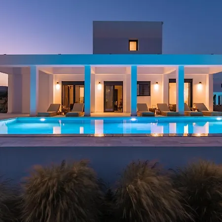 Seawater - Luxury Pool Retreat - 150m Villa Lachaniá