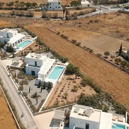 Seawater - Luxury Pool Retreat - 150m Villa *