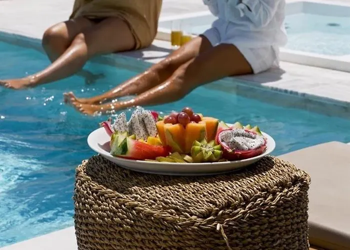 빌라 Seawater - Luxury Pool Retreat - 150m 라카니아